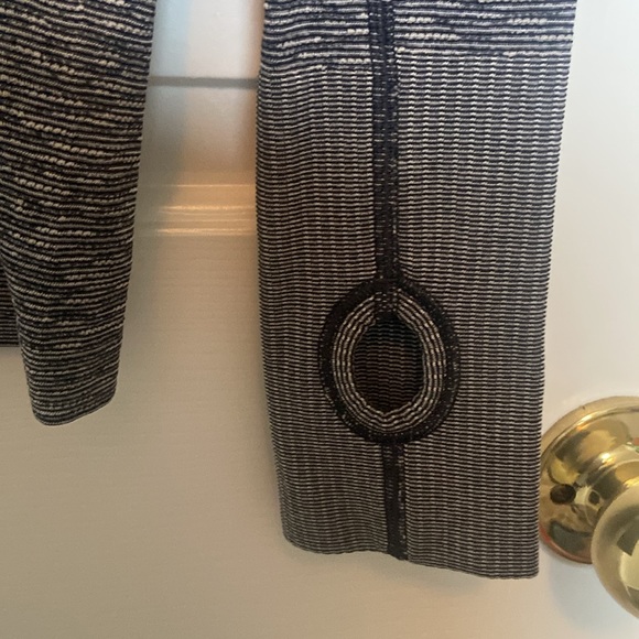 Lululemon athletica top size 4 - Picture 6 of 7